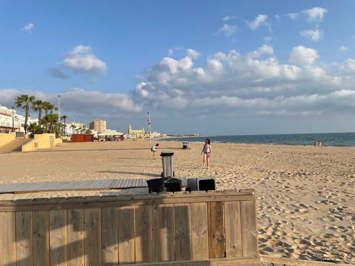 Vistas Al Mar A 10 Metros De La Playa De Regla Parking Gratis Leilighet Chipiona Eksteriør bilde